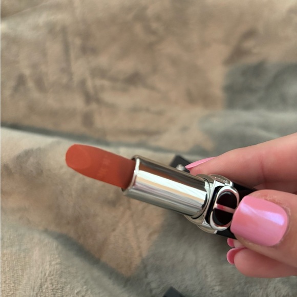 Dior Rouge Lipstick - Classic nude - Picture 4 of 4